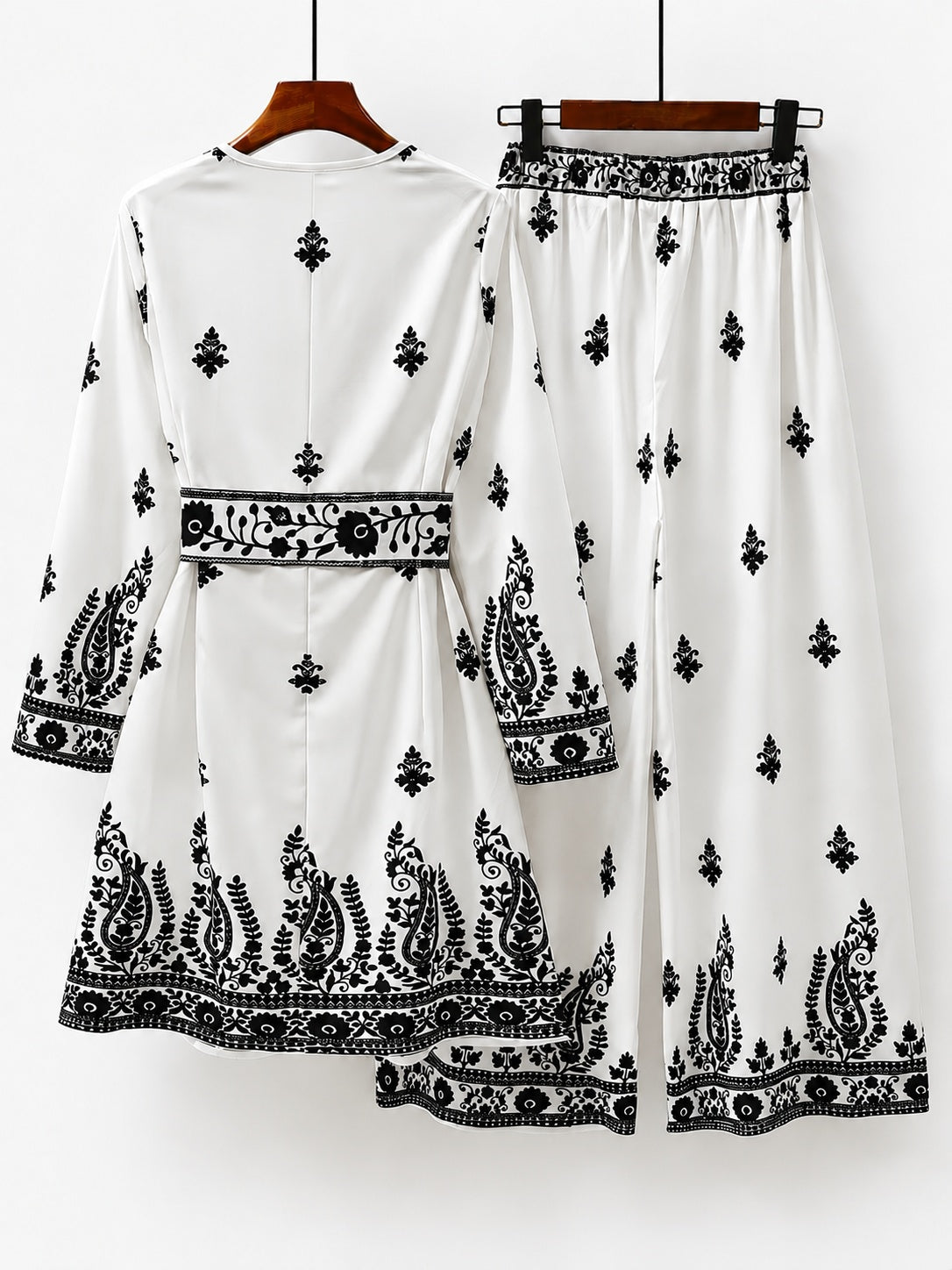 Floral Elegance Women's Matching Top & Pants Set