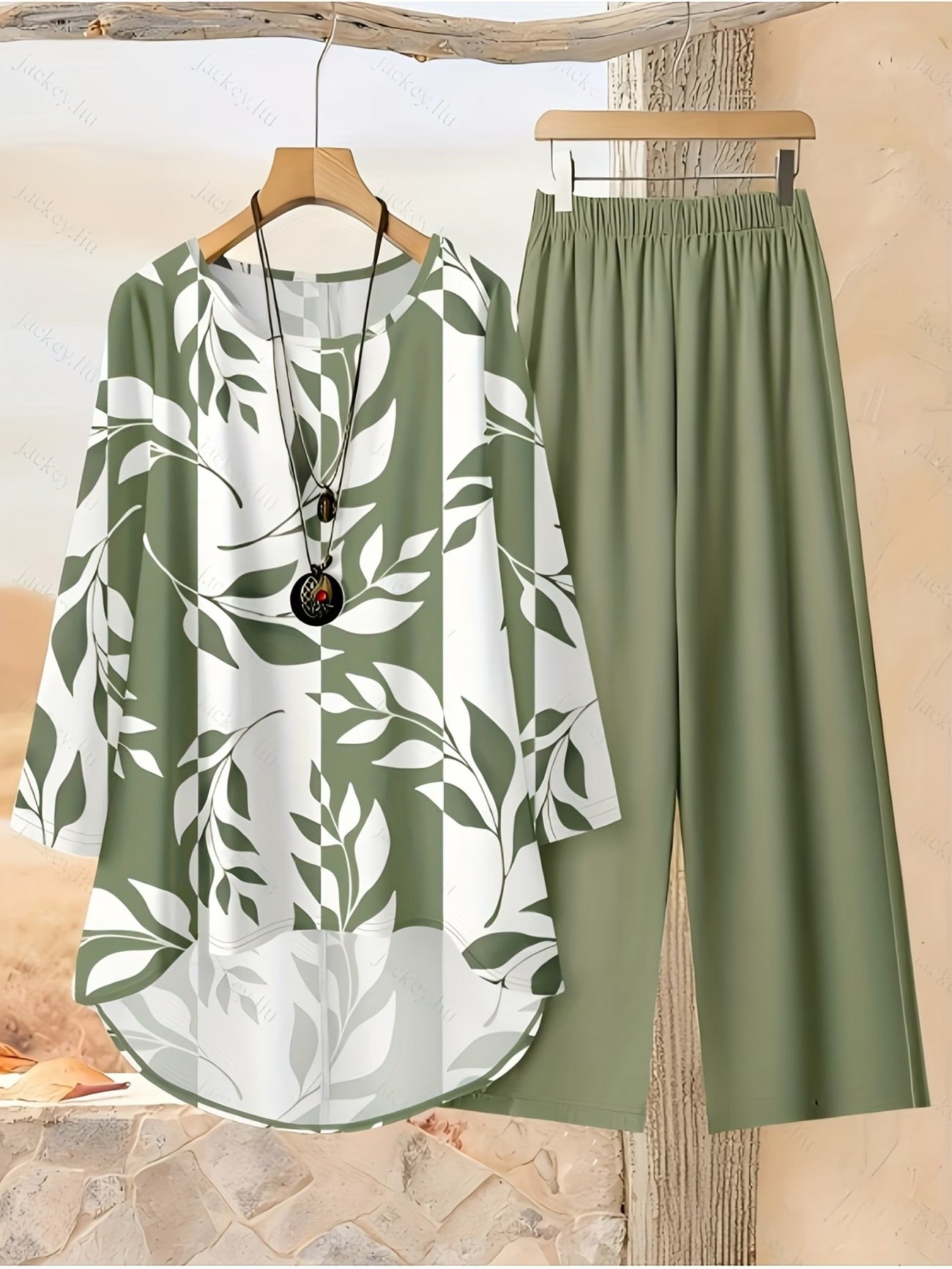 Loose Fit Irregular Print High-Low Hem Top with Solid Pants – Women’s Casual Two-Piece Outfit