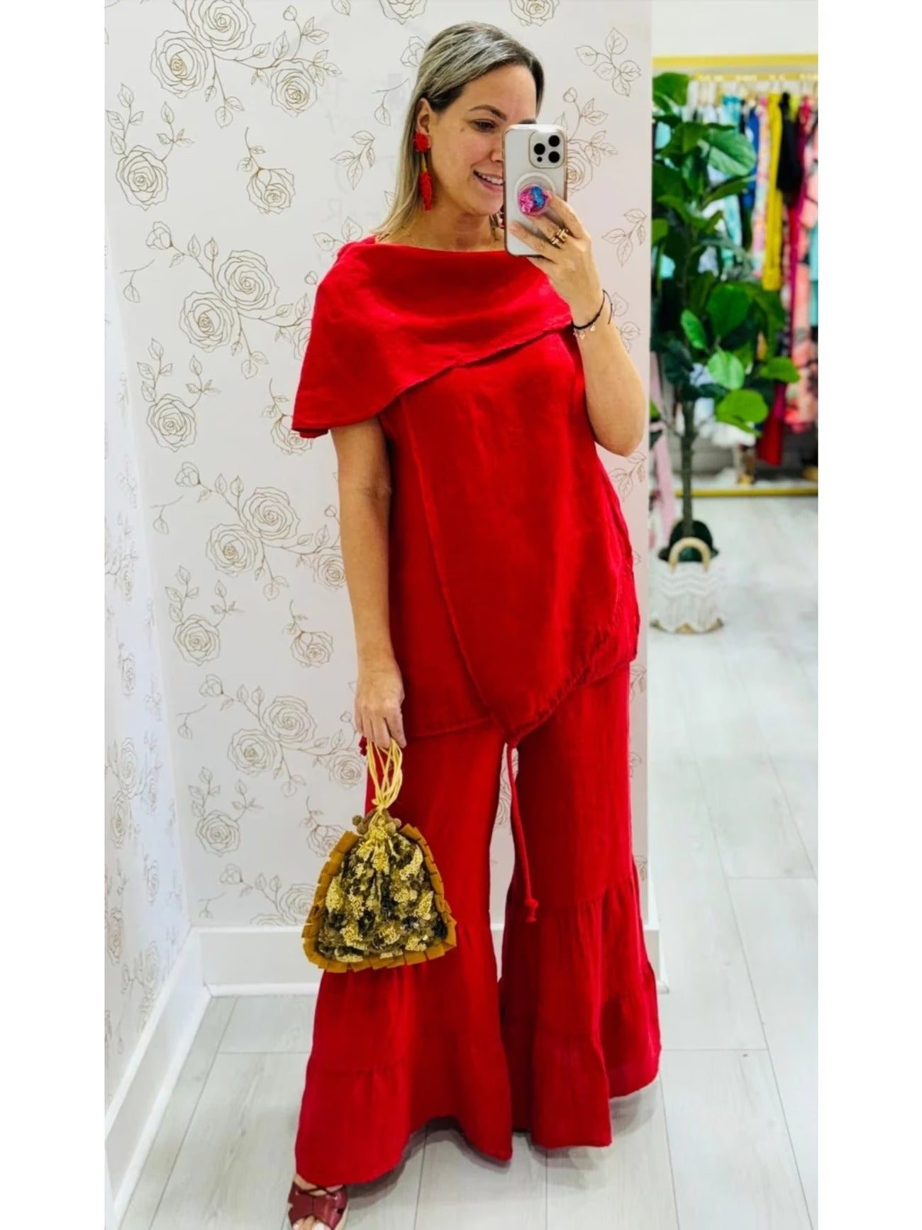 Plus Size Sleeveless Relaxed Fit Outfit – Elegant European Style Fashion Set for Women