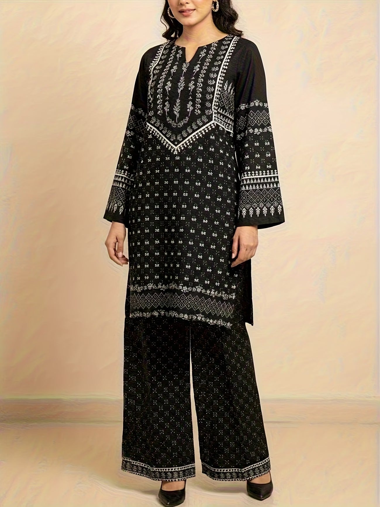 Women’s Luxury Traditional Black Two-Piece Set – Tribal Pattern Long Sleeve Loose Top with Matching Pants (Elegant Muslim Ethnic Style