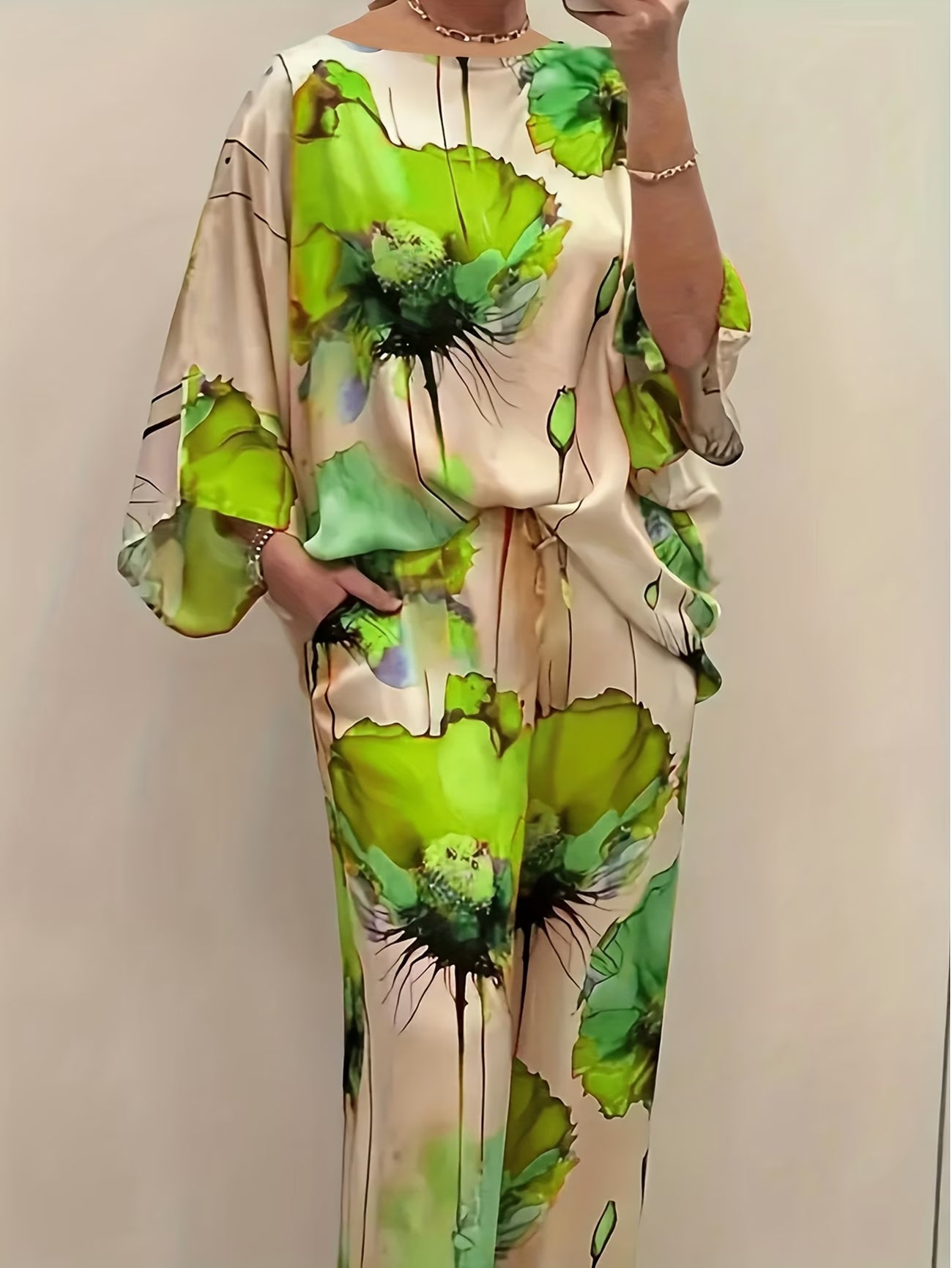 Women's Elegant Printed Batwing Sleeve Two-Piece Set