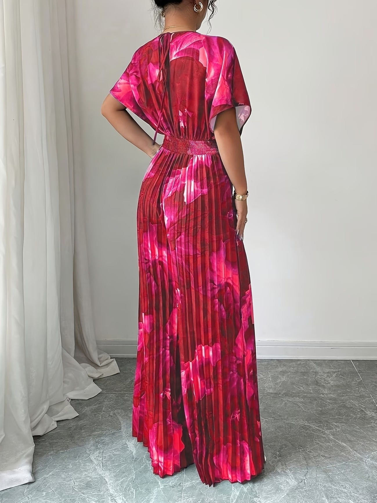Elegant Women’s Batwing Sleeve Jumpsuit – V-Neck Abstract Print Wide-Leg Summer Outfit