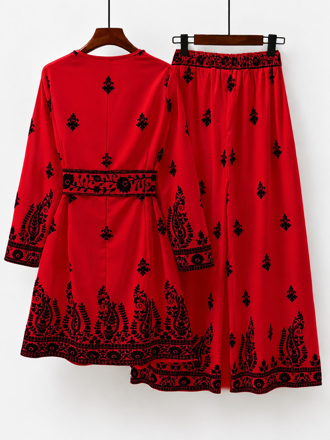 Floral Elegance Women's Matching Top & Pants Set