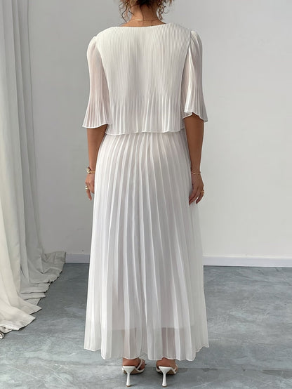 Elegant Plus Size Pleated Dress – Solid Color Fashionable European Style Women's Outfit